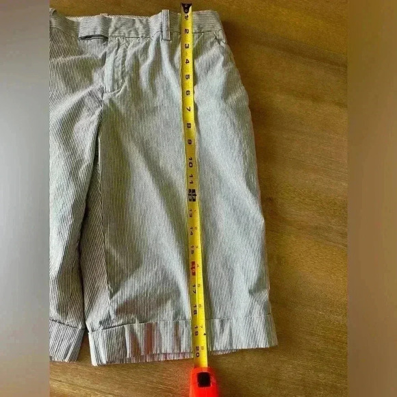 Banana Republic shorts - Picture 9 of 10